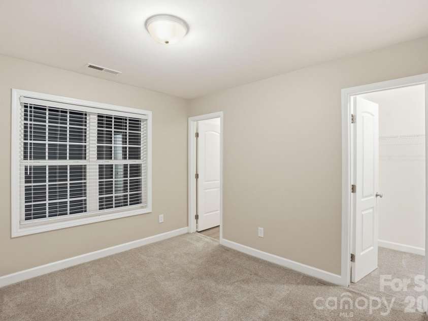 719 Hillside Street, Kannapolis, NC 28083.  MLS# CAR4391327, YatesRealty ID 29256. 