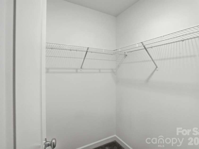719 Hillside Street, Kannapolis, NC 28083.  MLS# CAR4391327, YatesRealty ID 29256. 