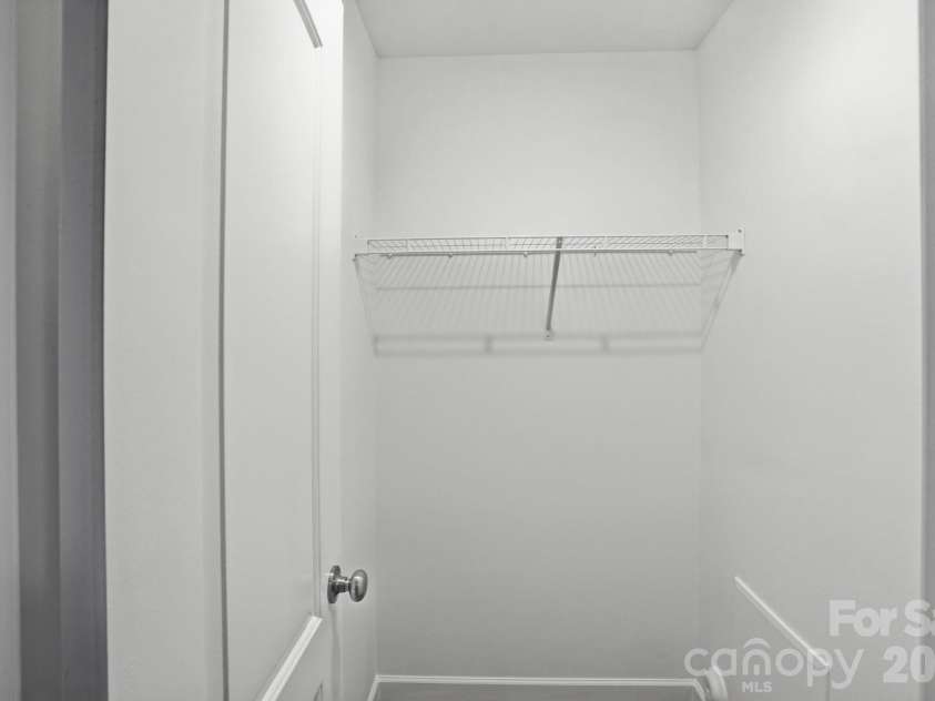 719 Hillside Street, Kannapolis, NC 28083.  MLS# CAR4391327, YatesRealty ID 29256. 