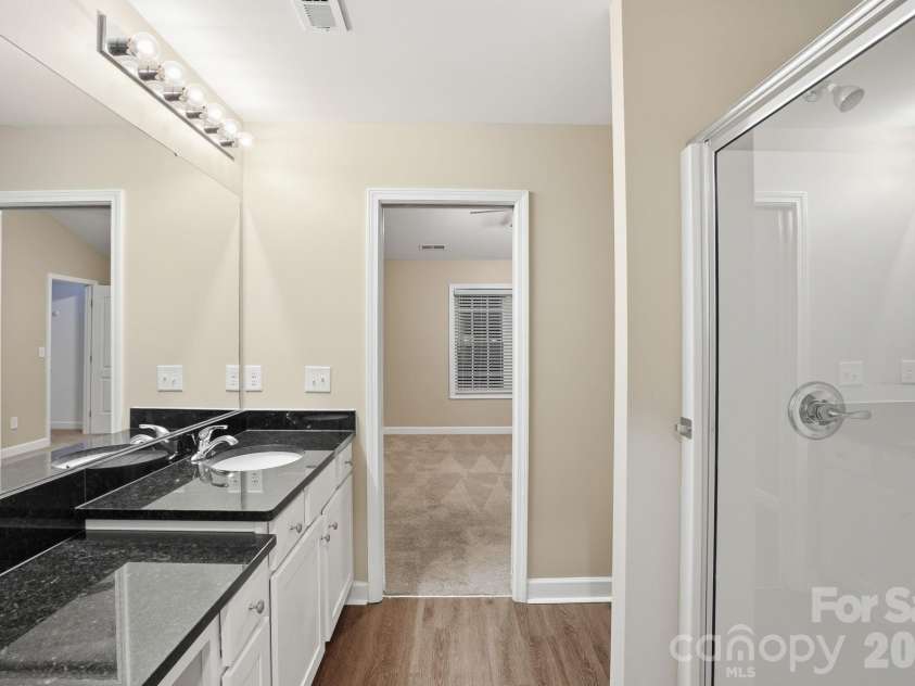 719 Hillside Street, Kannapolis, NC 28083.  MLS# CAR4391327, YatesRealty ID 29256. 