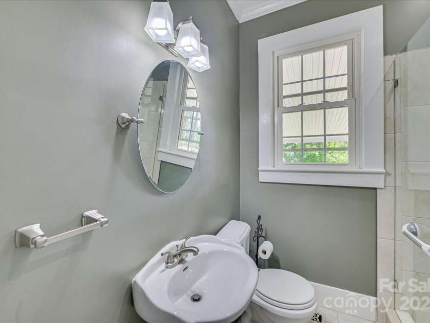 420 Columbia Road, Edgefield, SC 29824.  MLS# CAR4287075, YatesRealty ID 29257. 