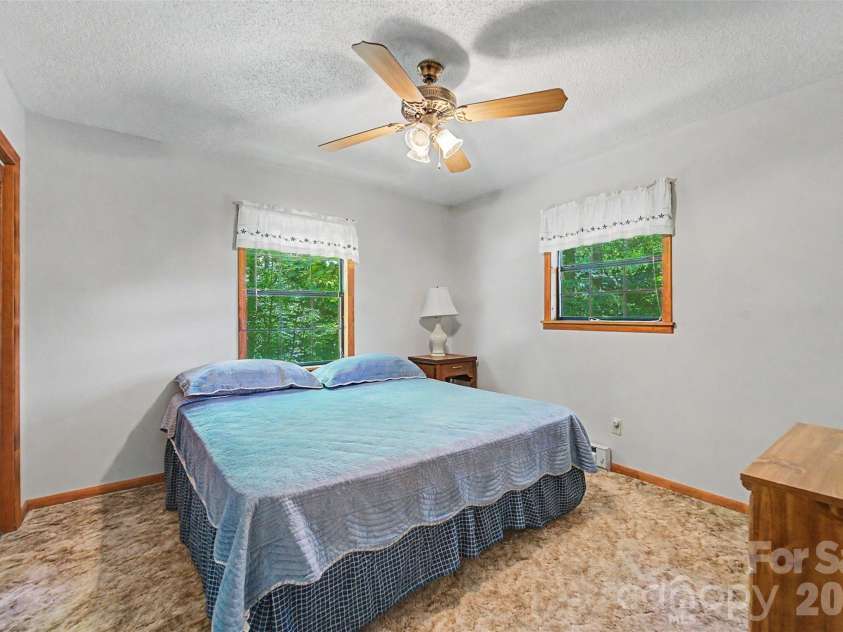 168 Grizzly Ridge, Sylva, NC 28779.  MLS# CAR4387715, YatesRealty ID 29258. 