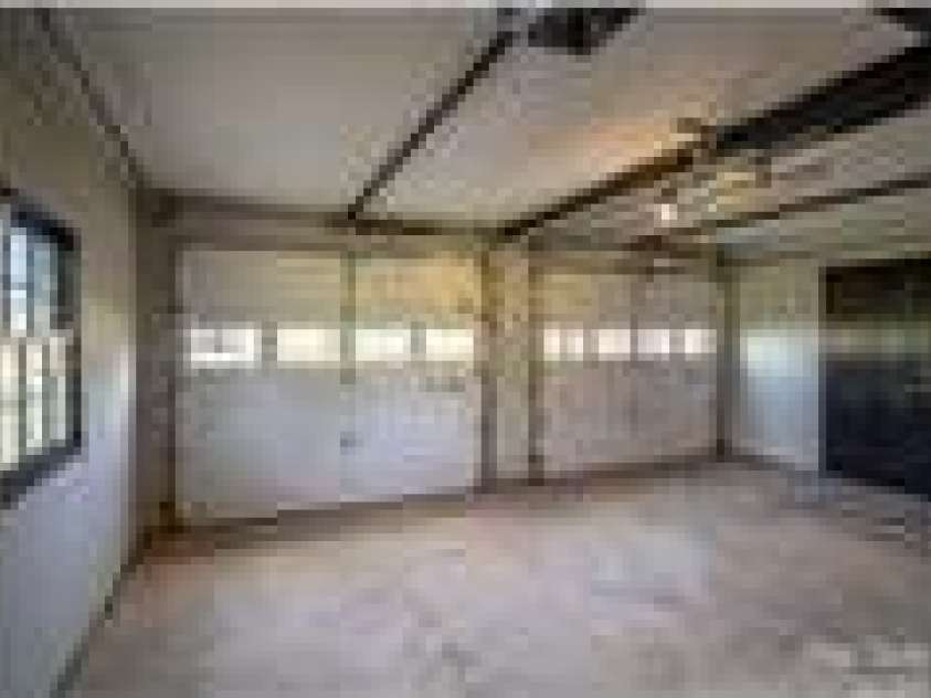 208 Sheppard Point, Lexington, NC 27292.  MLS# CAR4285278, YatesRealty ID 29258. 