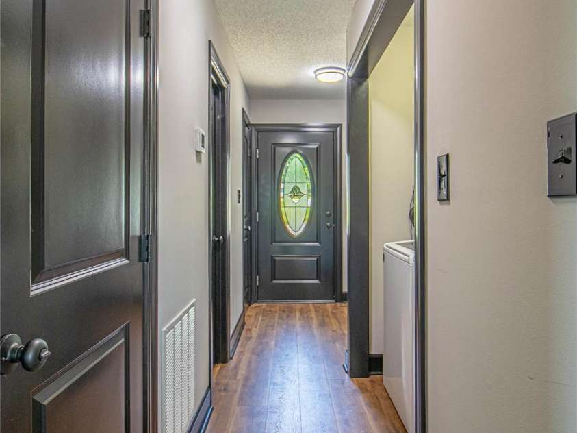 208 Sheppard Point, Lexington, NC 27292.  MLS# CAR4285278, YatesRealty ID 29258. 