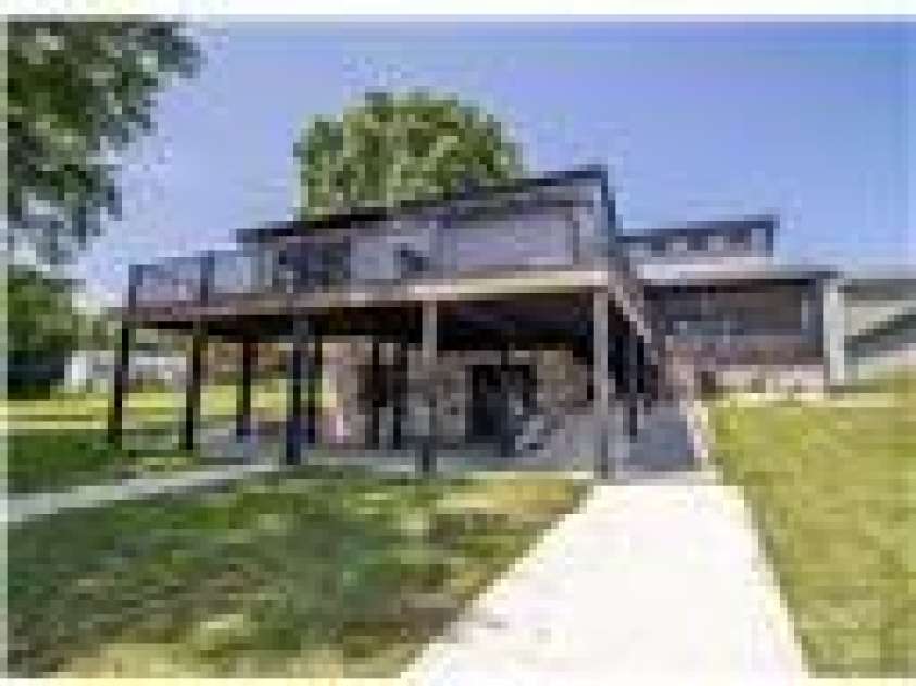 208 Sheppard Point, Lexington, NC 27292.  MLS# CAR4285278, YatesRealty ID 29258. 