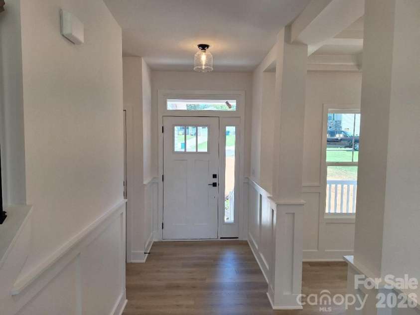 5147 Colchester Court, Catawba, NC 28609.  MLS# CAR4392214, YatesRealty ID 29259. Foyer