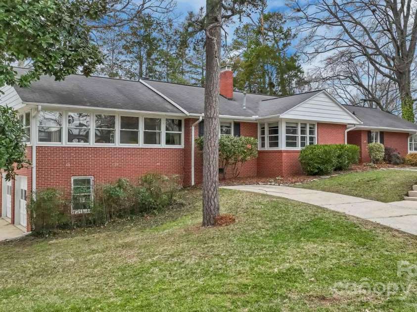 1101 Roundknob Avenue, Salisbury, NC 28144.  MLS# CAR4232007, YatesRealty ID 2926. 