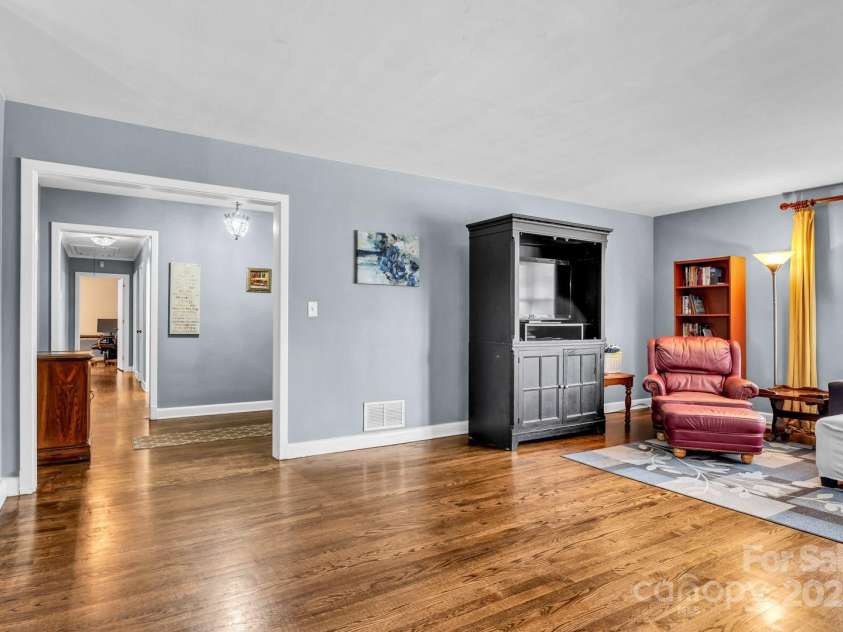 1101 Roundknob Avenue, Salisbury, NC 28144.  MLS# CAR4232007, YatesRealty ID 2926. Living Room