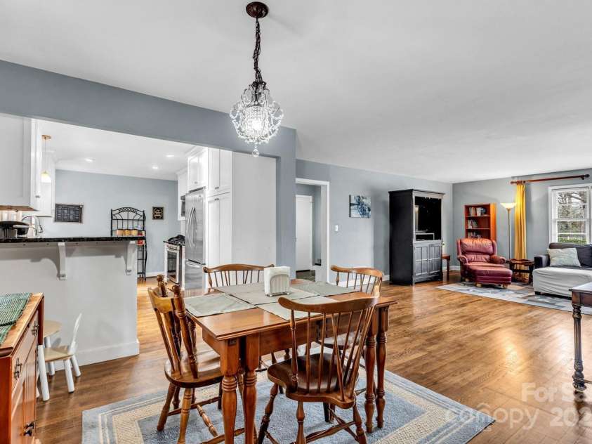 1101 Roundknob Avenue, Salisbury, NC 28144.  MLS# CAR4232007, YatesRealty ID 2926. Open Floor Plan