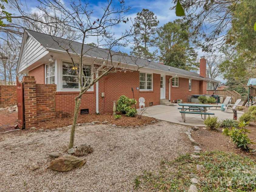 1101 Roundknob Avenue, Salisbury, NC 28144.  MLS# CAR4232007, YatesRealty ID 2926. Rear Yard