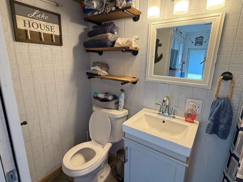 115 Hollywood Trail, Mount Gilead, NC 27306.  MLS# CAR4298548, YatesRealty ID 2926. 