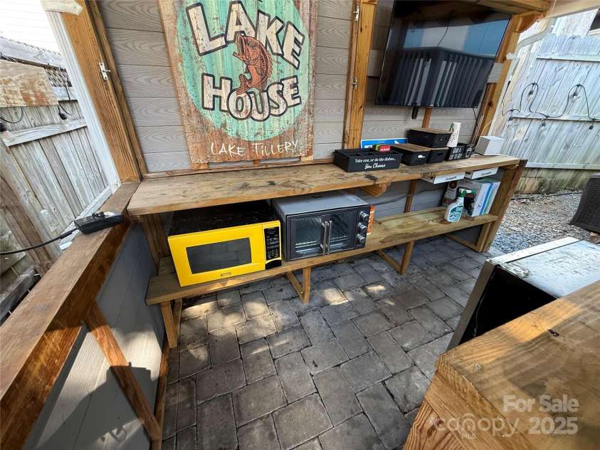 115 Hollywood Trail, Mount Gilead, NC 27306.  MLS# CAR4298548, YatesRealty ID 2926. 