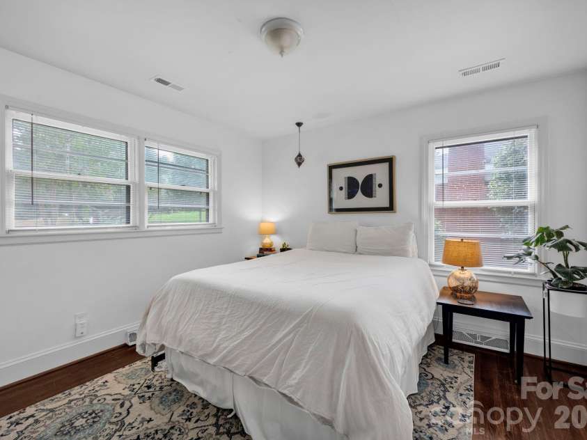 1227 Barkley Road, Charlotte, NC 28209.  MLS# CAR4352156, YatesRealty ID 2926. 