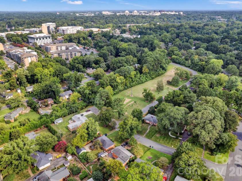 1227 Barkley Road, Charlotte, NC 28209.  MLS# CAR4352156, YatesRealty ID 2926. 