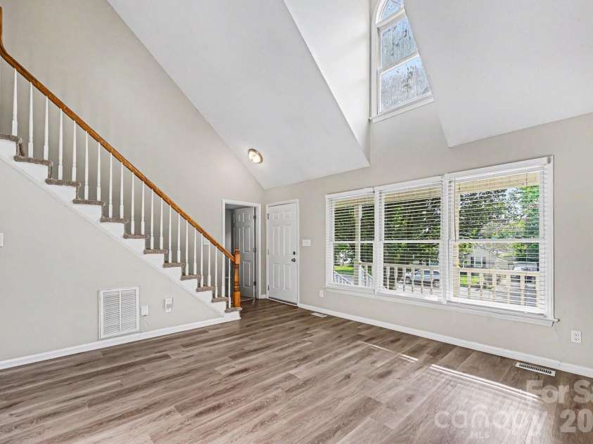 619 Devonwood Court, Gastonia, NC 28052.  MLS# CAR4391326, YatesRealty ID 29260. 
