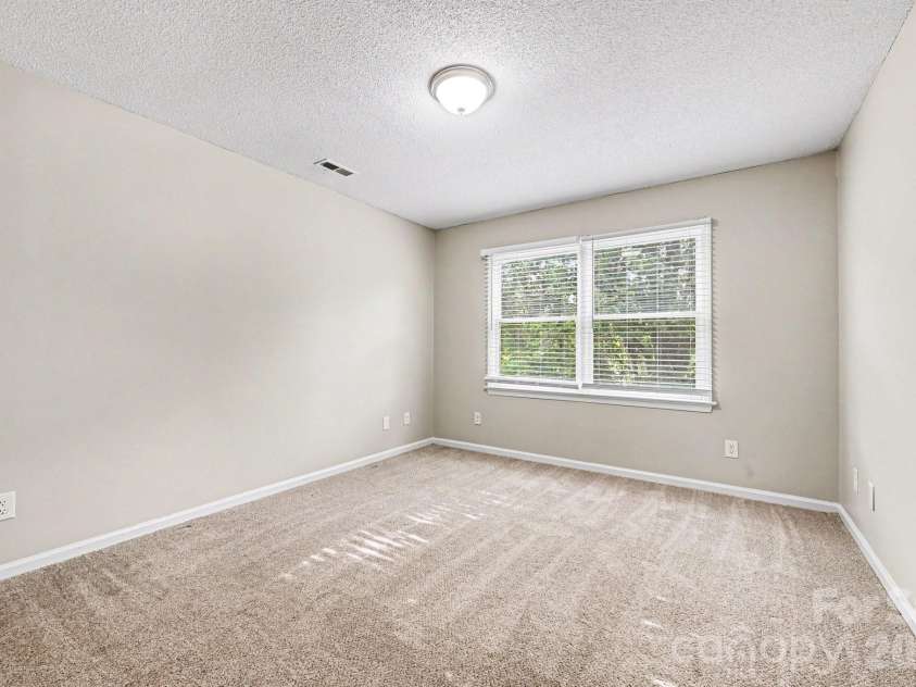 619 Devonwood Court, Gastonia, NC 28052.  MLS# CAR4391326, YatesRealty ID 29260. 