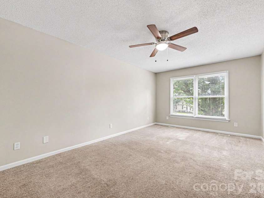 619 Devonwood Court, Gastonia, NC 28052.  MLS# CAR4391326, YatesRealty ID 29260. 