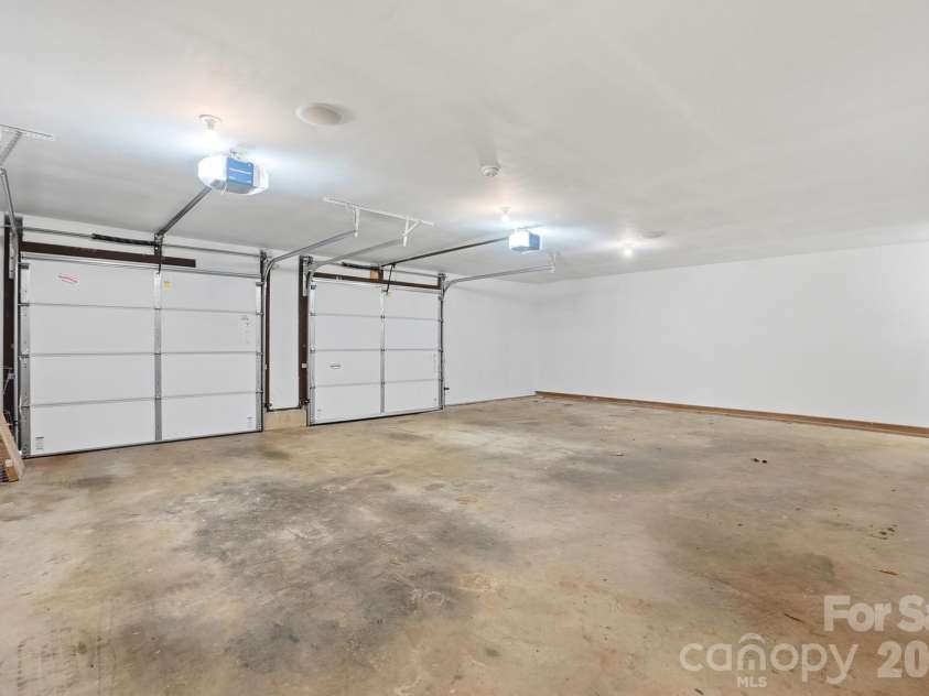 14428 Harbor Estate Road, Charlotte, NC 28278.  MLS# CAR4385688, YatesRealty ID 29261. 
