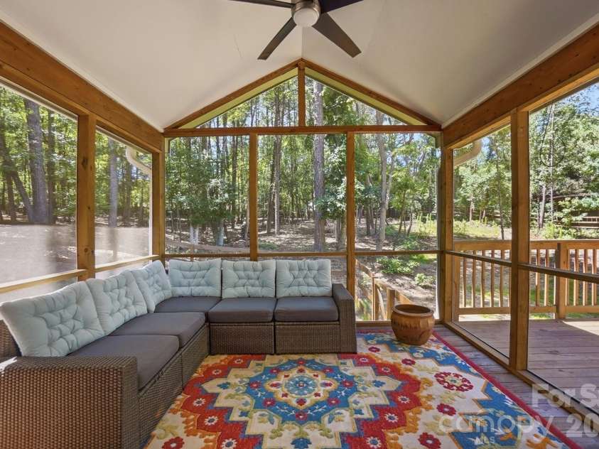 14428 Harbor Estate Road, Charlotte, NC 28278.  MLS# CAR4385688, YatesRealty ID 29261. 