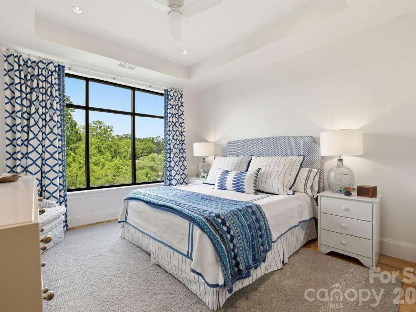 130 Cherokee Road, Charlotte, NC 28207.  MLS# CAR4370948, YatesRealty ID 29262. Third Bedroom Suite