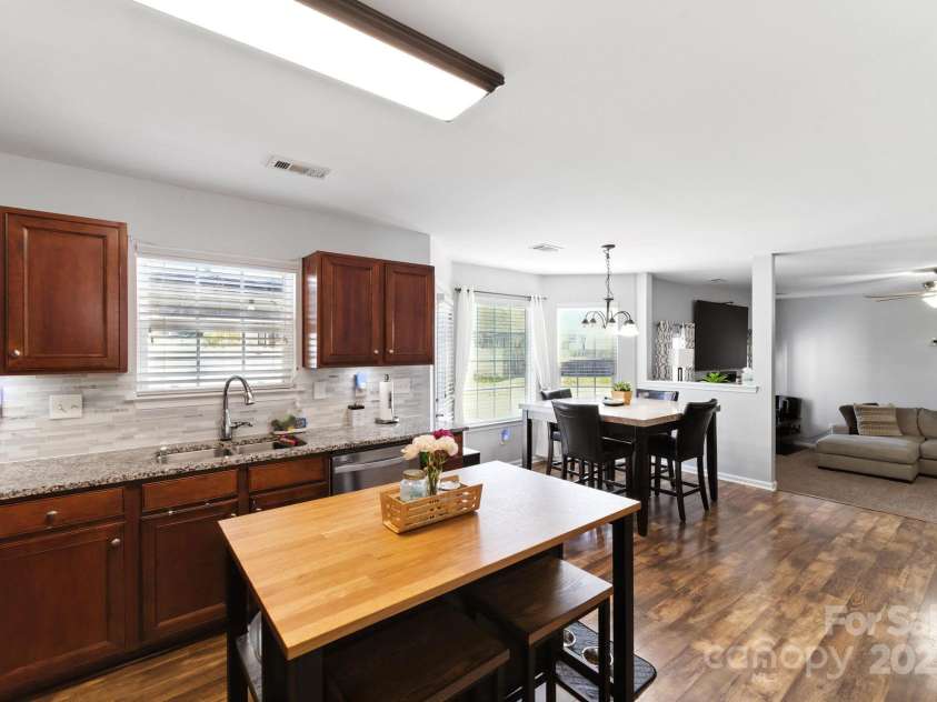 217 Otman Court, Rock Hill, SC 29732.  MLS# CAR4287480, YatesRealty ID 29262. 