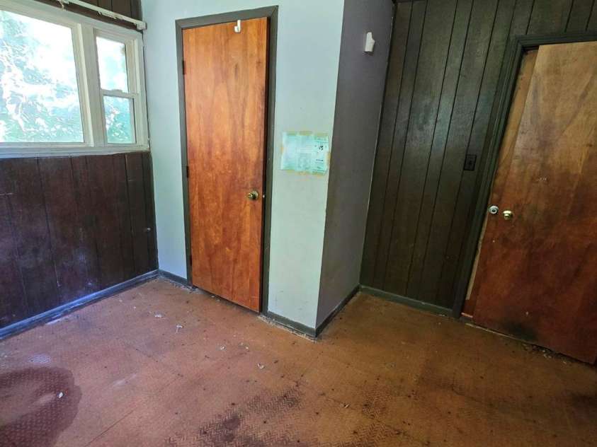 4406 Argyle Drive, Charlotte, NC 28213.  MLS# CAR4281446, YatesRealty ID 29263. 