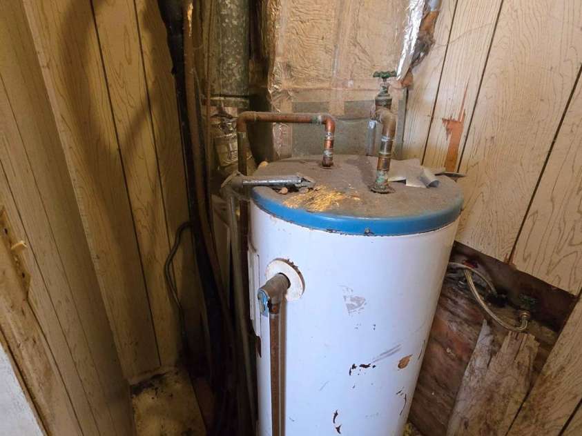 4406 Argyle Drive, Charlotte, NC 28213.  MLS# CAR4281446, YatesRealty ID 29263. 