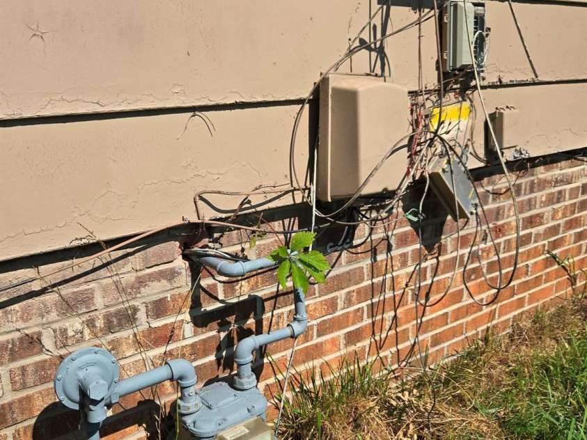 4406 Argyle Drive, Charlotte, NC 28213.  MLS# CAR4281446, YatesRealty ID 29263. 