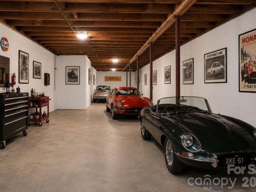 134 Oakview Road, Asheville, NC 28806.  MLS# CAR4385286, YatesRealty ID 29264. Basement Potential - VIRTUAL STAGING