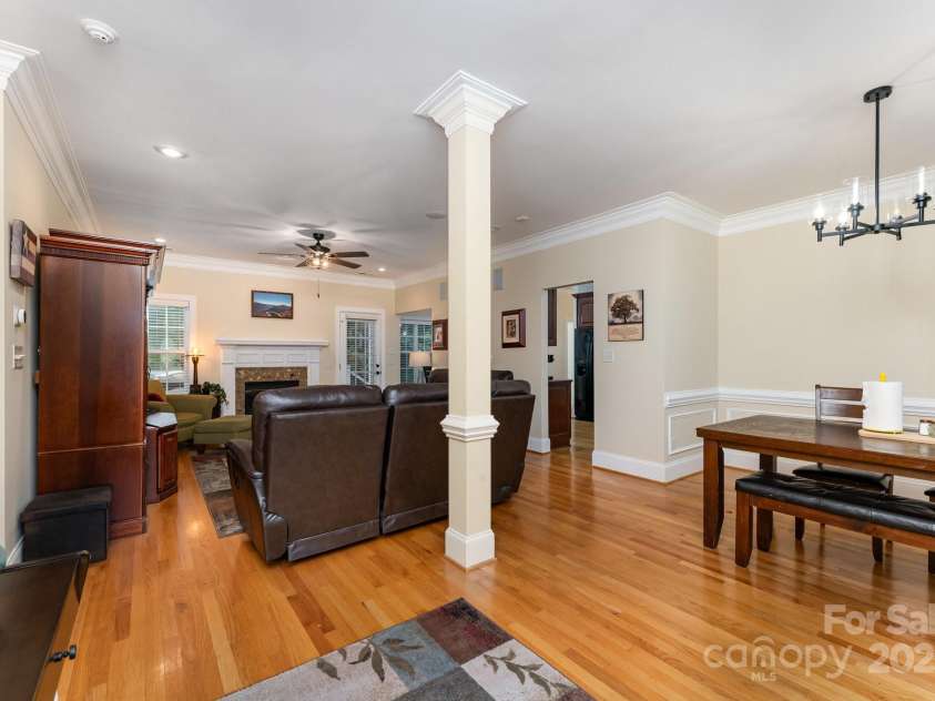 7020 Highland Way, Belmont, NC 28012.  MLS# CAR4287029, YatesRealty ID 29264. 