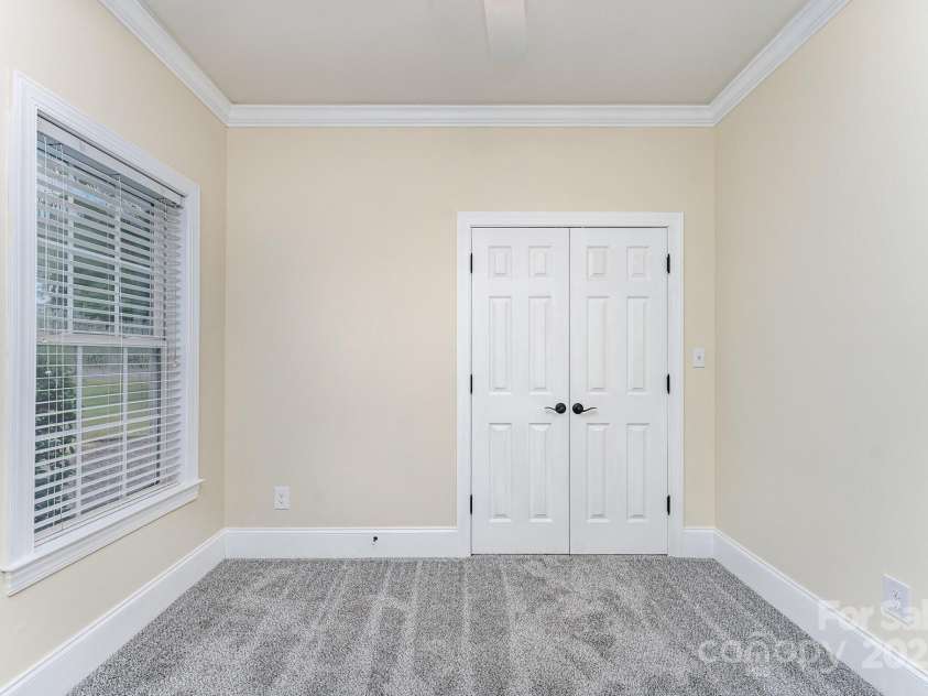 7020 Highland Way, Belmont, NC 28012.  MLS# CAR4287029, YatesRealty ID 29264. 