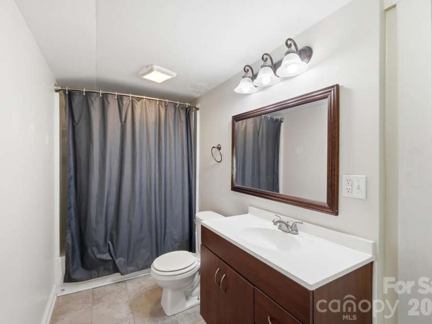 1002 Ridge Avenue, Kannapolis, NC 28083.  MLS# CAR4384465, YatesRealty ID 29265. 