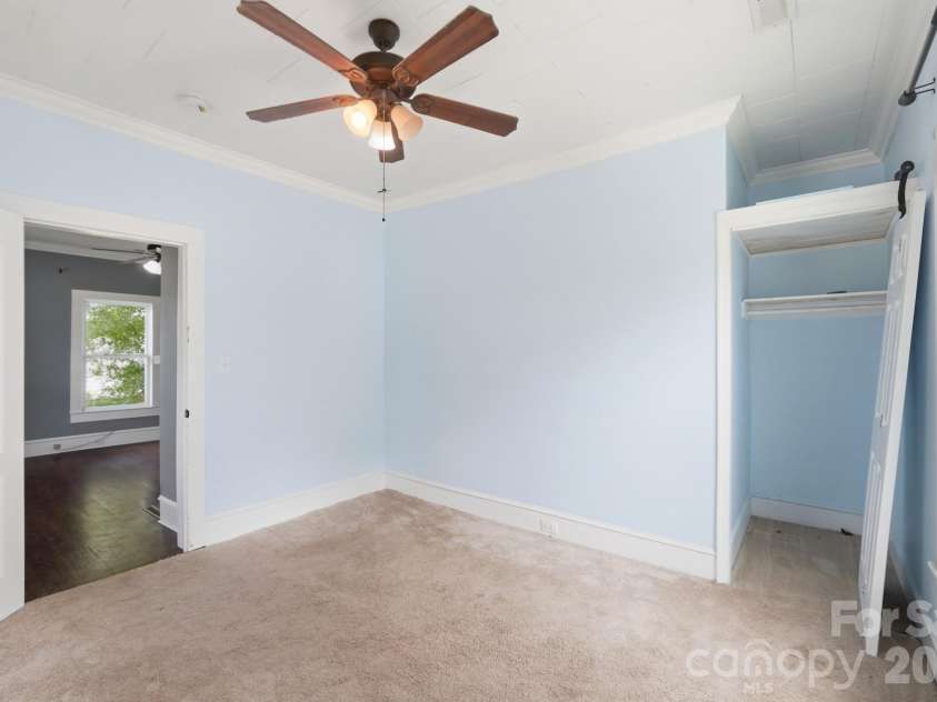 1002 Ridge Avenue, Kannapolis, NC 28083.  MLS# CAR4384465, YatesRealty ID 29265. 