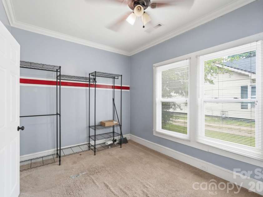 1002 Ridge Avenue, Kannapolis, NC 28083.  MLS# CAR4384465, YatesRealty ID 29265. 