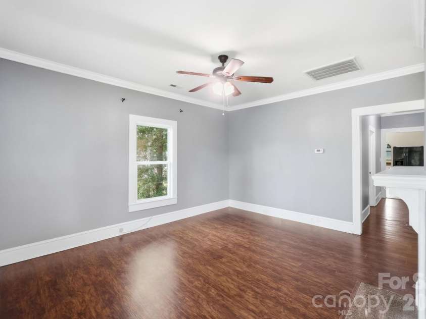1002 Ridge Avenue, Kannapolis, NC 28083.  MLS# CAR4384465, YatesRealty ID 29265. 