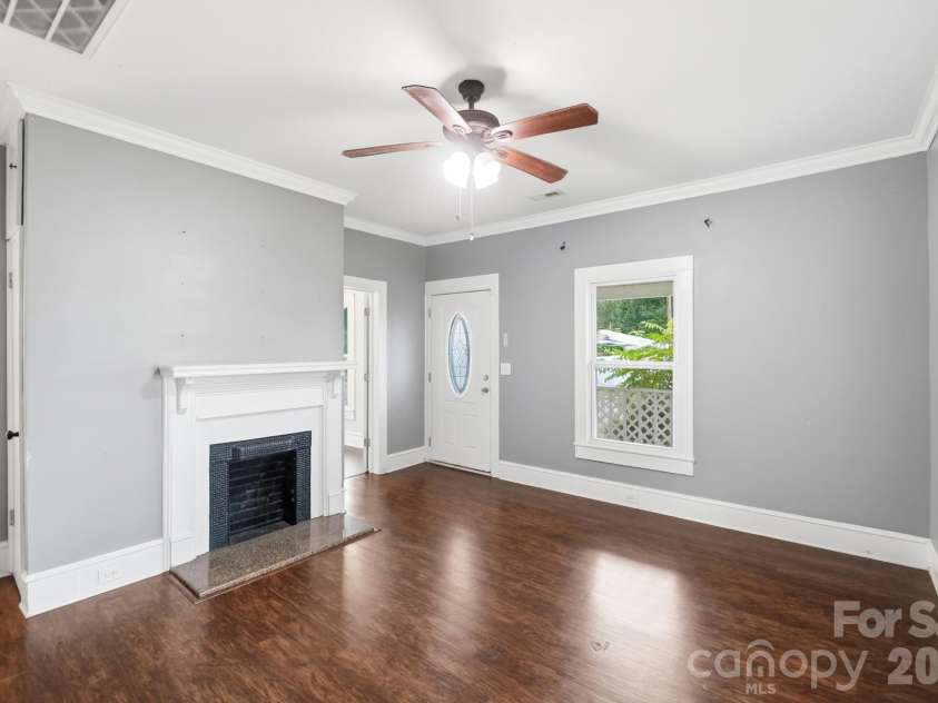1002 Ridge Avenue, Kannapolis, NC 28083.  MLS# CAR4384465, YatesRealty ID 29265. 