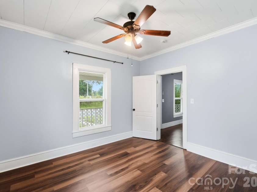 1002 Ridge Avenue, Kannapolis, NC 28083.  MLS# CAR4384465, YatesRealty ID 29265. 