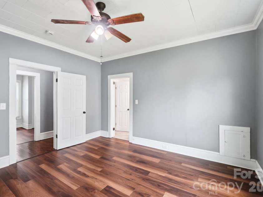1002 Ridge Avenue, Kannapolis, NC 28083.  MLS# CAR4384465, YatesRealty ID 29265. 