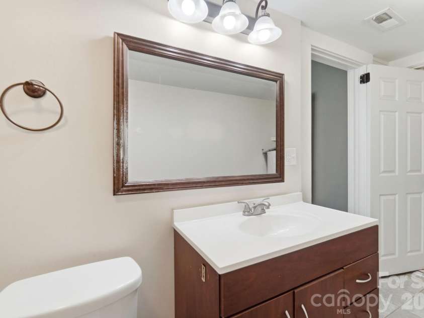 1002 Ridge Avenue, Kannapolis, NC 28083.  MLS# CAR4384465, YatesRealty ID 29265. 