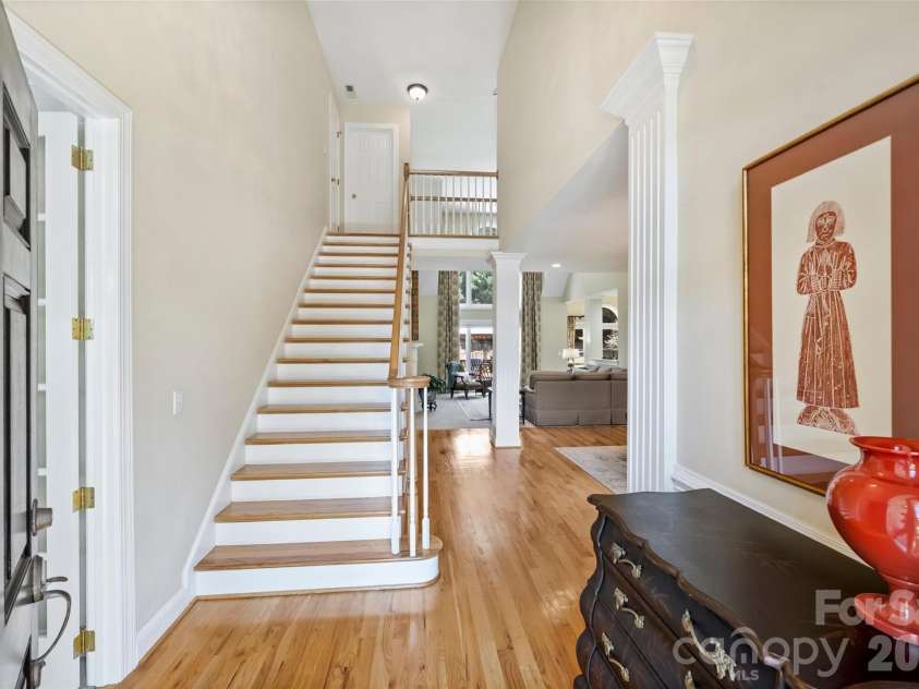 18400 Dembridge Drive, Davidson, NC 28036.  MLS# CAR4390979, YatesRealty ID 29266. 