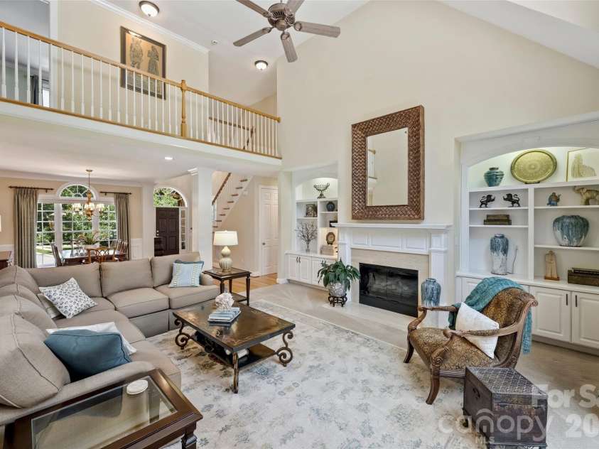 18400 Dembridge Drive, Davidson, NC 28036.  MLS# CAR4390979, YatesRealty ID 29266. 