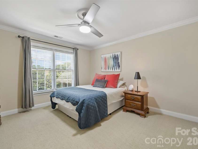 18400 Dembridge Drive, Davidson, NC 28036.  MLS# CAR4390979, YatesRealty ID 29266. 