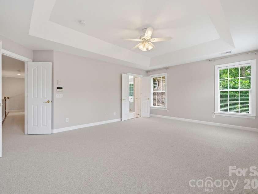 8719 Beaminster Place, Waxhaw, NC 28173.  MLS# CAR4390694, YatesRealty ID 29267. Owners Suite