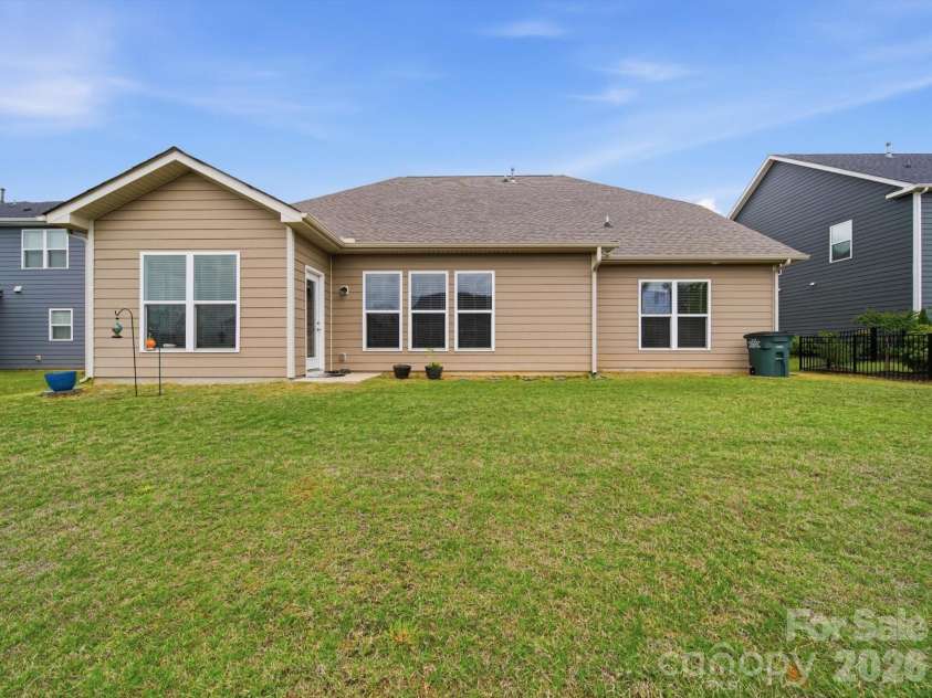 1169 Regions Boulevard, Fort Mill, SC 29707.  MLS# CAR4401584, YatesRealty ID 29269. 