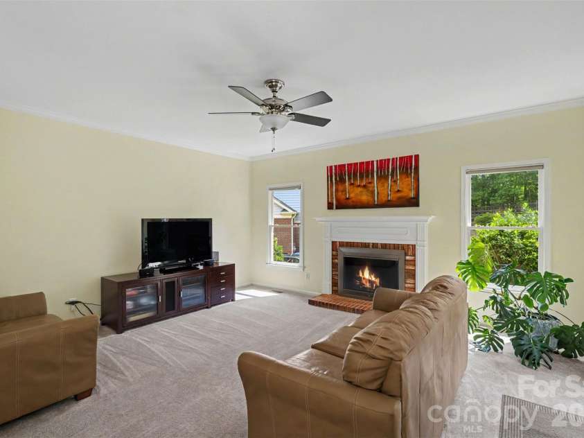 104 Southern Cross Lane, Matthews, NC 28105.  MLS# CAR4391512, YatesRealty ID 29272. 