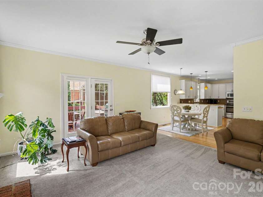 104 Southern Cross Lane, Matthews, NC 28105.  MLS# CAR4391512, YatesRealty ID 29272. 