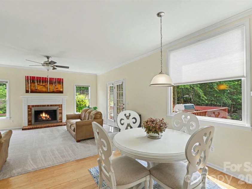 104 Southern Cross Lane, Matthews, NC 28105.  MLS# CAR4391512, YatesRealty ID 29272. 