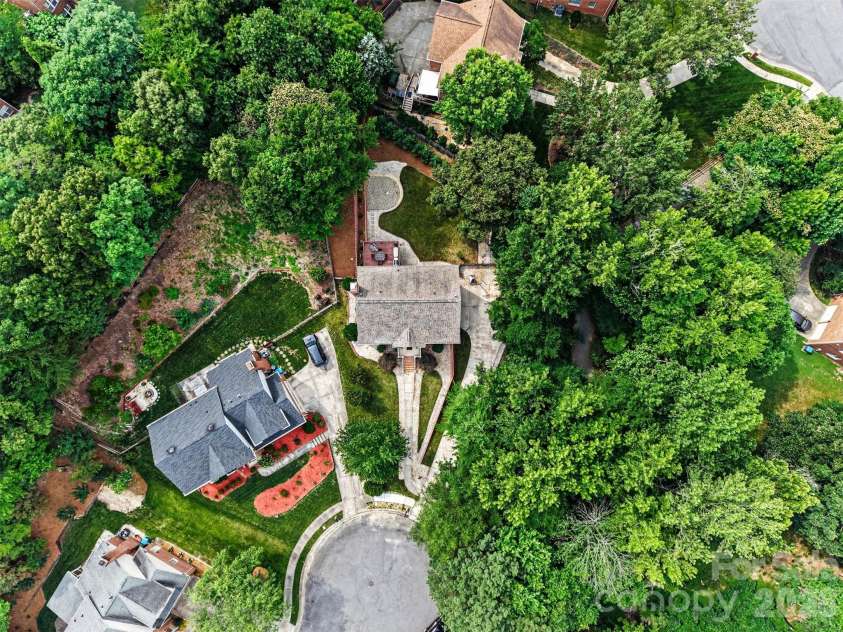 104 Southern Cross Lane, Matthews, NC 28105.  MLS# CAR4391512, YatesRealty ID 29272. 