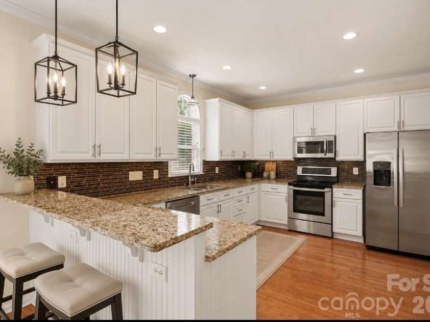 104 Southern Cross Lane, Matthews, NC 28105.  MLS# CAR4391512, YatesRealty ID 29272. Staged