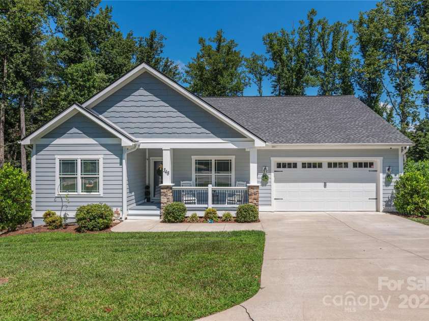 348 Olivet Lane, Fletcher, NC 28732.  MLS# CAR4287299, YatesRealty ID 29273. Beautiful Arts and Crafts home In South Creek Cottages